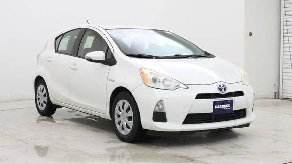 TOYOTA PRIUS C 2014 JTDKDTB32E1559508 image